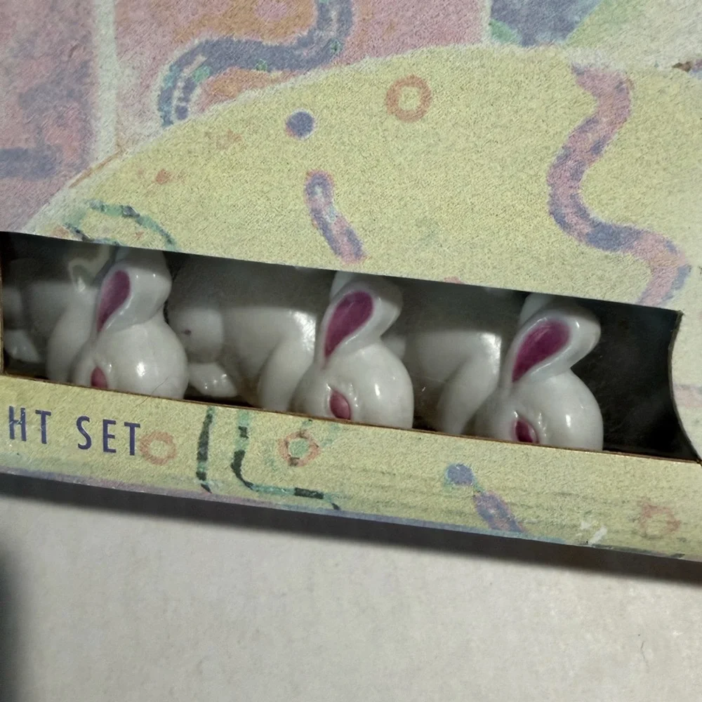 Vintage 90s Easter White Bunny‎ indoor/outdoor lights, blow mold, NEW #A115